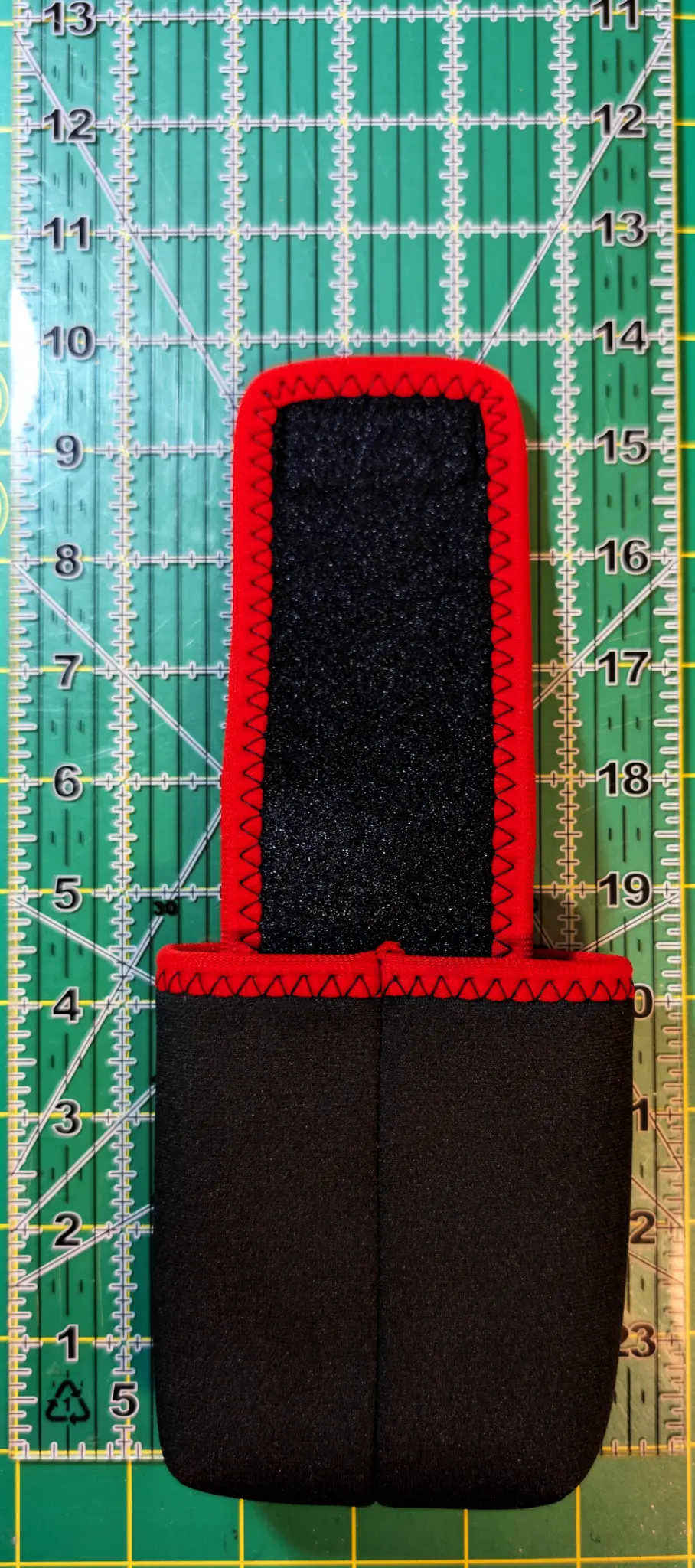 ShadeShark short configuration for compact glove compartments